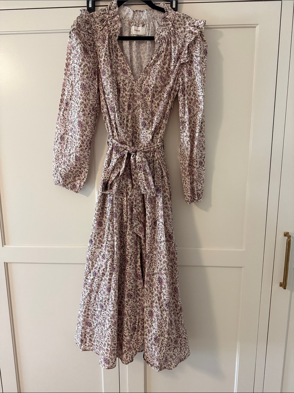 XiRENA Isley floral wrap dress size small